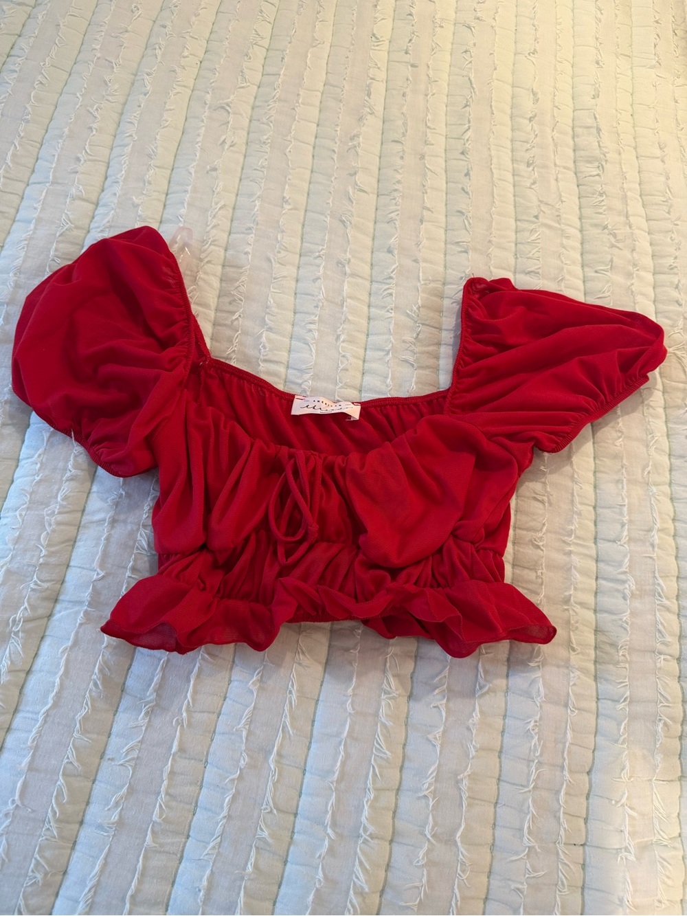 American Threads Red Puff-Sleeve Cropped Top - Size M